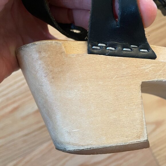 Hasbeen Swedish T-Strap Clogs - Picture 12 of 13